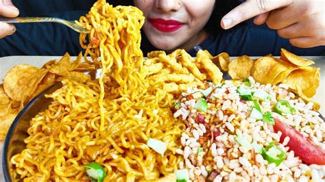 Eating Spicy Noodles With Spicy Aloo Jhal Muri Mukbang • Spicy Food