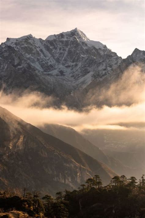 Hotel Everest View at sunrise / Nepal (by Suman... - It's a beautiful world