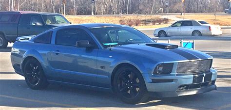 Windveil Blue 2005 Ford Mustang Gt Custom Coupe Photo Detail