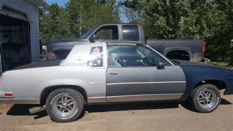 Jeff's 1982 Oldsmobile Cutlass Supreme - Holley My Garage