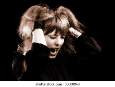 Screaming Blonde Emo Girl Royalty Free Images Stock Photos Pictures