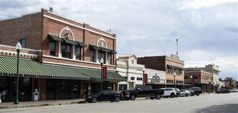 Downtown Conroe The Destination For Unique Local Ts