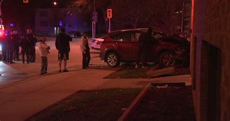 St Boniface Crash Sends One To Hospital Winnipeg Globalnews Ca