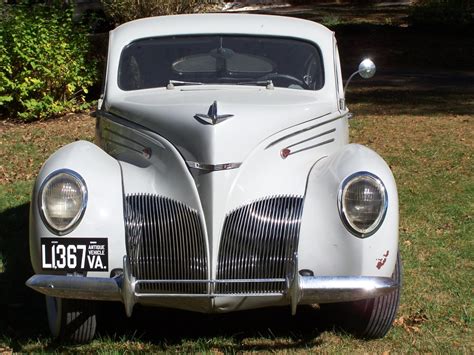 1939 Lincoln Zephyr V12 | Barn Finds