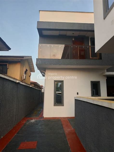 For Sale Bedroom Semi Detached Duplex With Bq All Room Ensuit