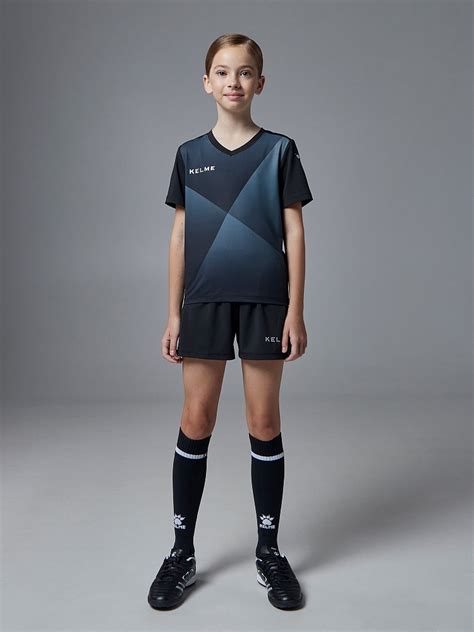 Детская футбольная форма KELME Short Sleeve Football Set (Черный ...