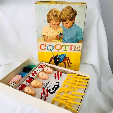 Vintage Build a Cootie Bug Cootie Game 1949 Complete Game with nice box collectible display ...