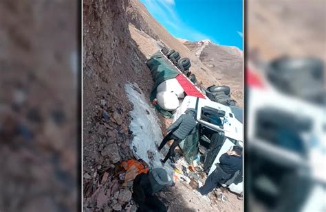 Impactante Vuelco De Un Camionero Entrerriano En Alta Monta A