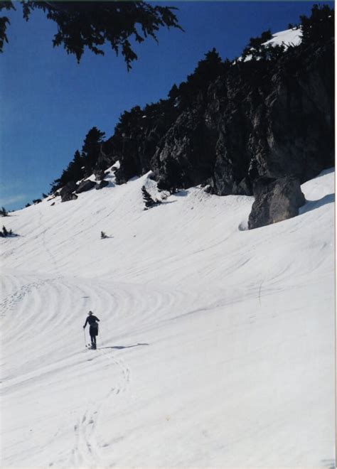 Spectacular Views and Solitude: Winter on Lassen Peak – Sierra Nevada Ally