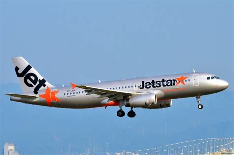 ジェットスターアジア Airbus A320 9V JSP 関西国際空港 航空フォト by amagoさん 撮影2013年05月06日