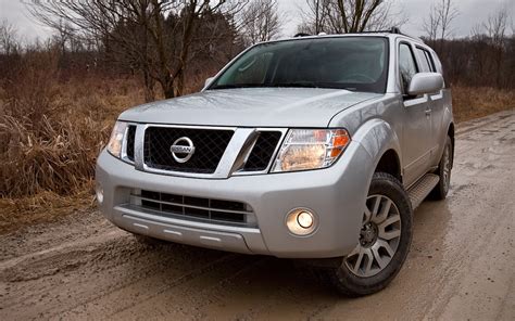 2012 Nissan Pathfinder Le 4x4 Editors Notebook Automobile Magazine