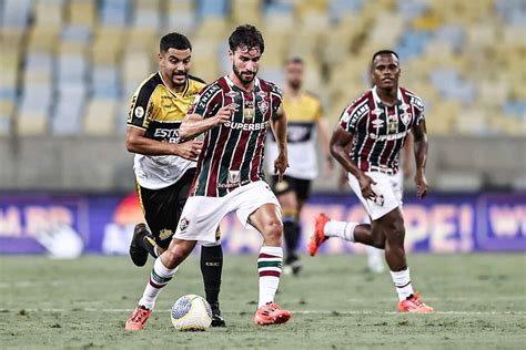 Atuações do Fluminense contra o Criciúma Fábio evita derrota no