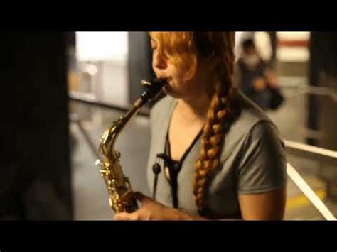 El Cantante Sax Luisa Montalvo En Nyc Youtube