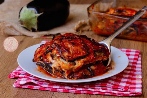 PASTICCIO DI MELANZANE Ricetta Facile Gustosa