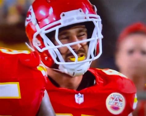 Travis Kelce injury update as Kansas City Chiefs star grimaces after ...