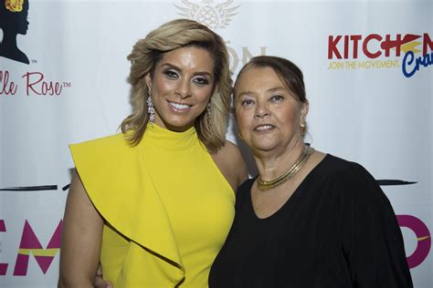 Robyn Dixon's Parents Had Business-Minded Careers before Dad Pursued Music