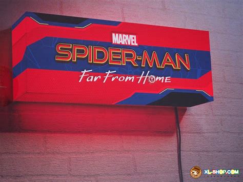 Hot Toys PLIG004N Spider Man Far From Home Light Box