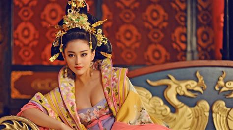 Zhang Xinyu dans la peau de la concubine impériale Xiaoshufei