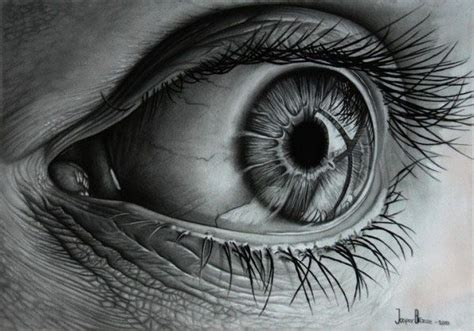 20 Beautiful And Realistic Drawings Of Eyes For Your Inspiration