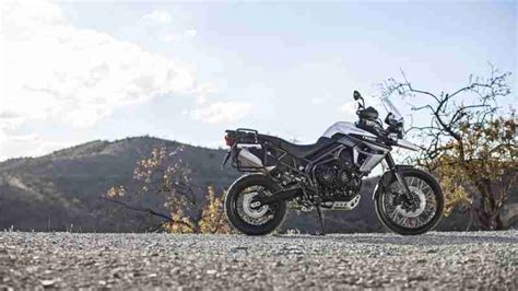 Triumph Tiger 800 Xrt And Xca Announced Iamabiker Everything