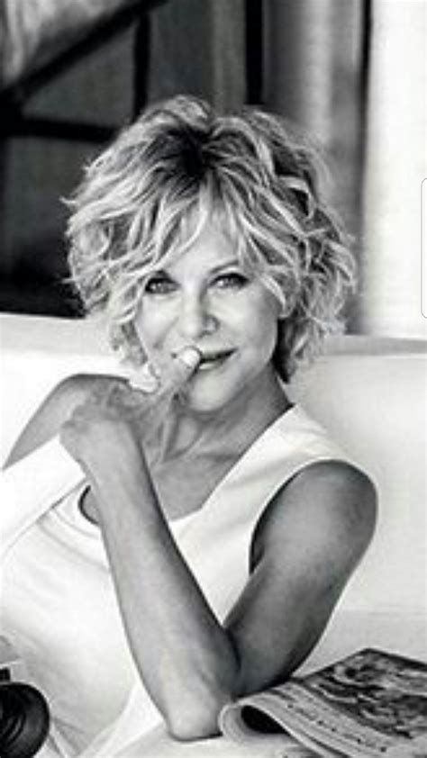 Meg Ryan Wavy Hair Curly Hair With Bangs Short Curly Hair Wavy Hair