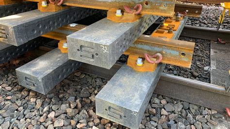 greener railway  environmentally friendly sleepers network rail