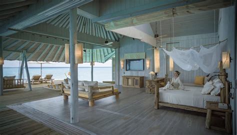 maldives  villa   water soneva jani opens