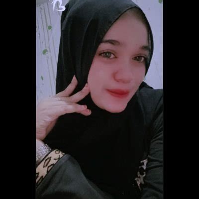 iis ariska  iisariskhaiis posts