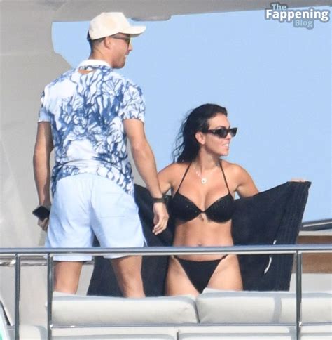 Georgina Rodriguez et Cristiano Ronaldo sont photographiés en vacances