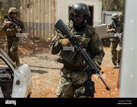 Jamaica defence force hi-res stock photography and images - Alamy