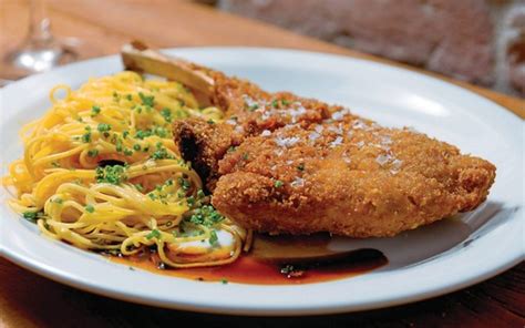 Costolleta Di Maiale Alla Milanesa Costela De Porco Empanada Casa E