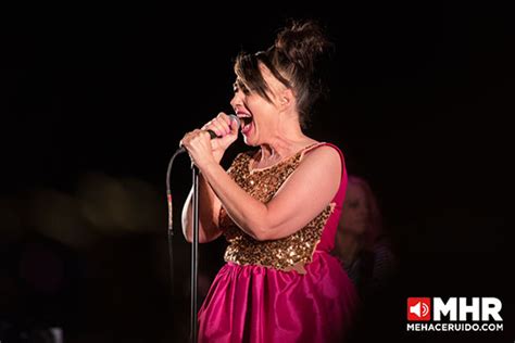 Bikini Kill Pabellón Oeste Las morras al frente Me hace ruido