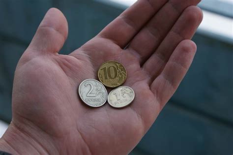 Новые монеты в 10 рублей появятся с 1 октября 2009 года (фото) — Деньги ...