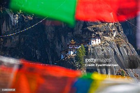 Taktsang Palphug Monastery Photos Et Images De Collection Getty Images