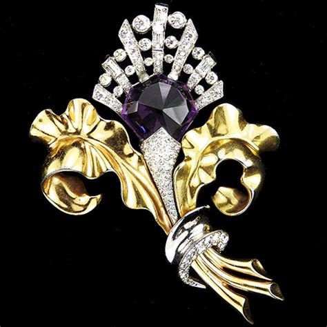 Mb Boucher Gold Pave And Heptagon Cut Amethyst Double Leaves With Bow