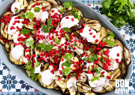 Geniet Van Gegrilde Aubergine Met Tahin En Granaatappel Bonapetit