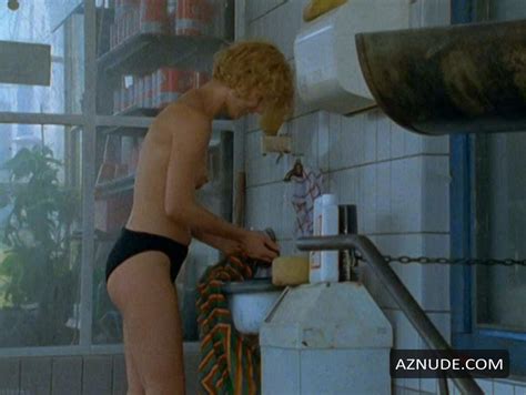 UND TSCHUSS NUDE SCENES AZNude