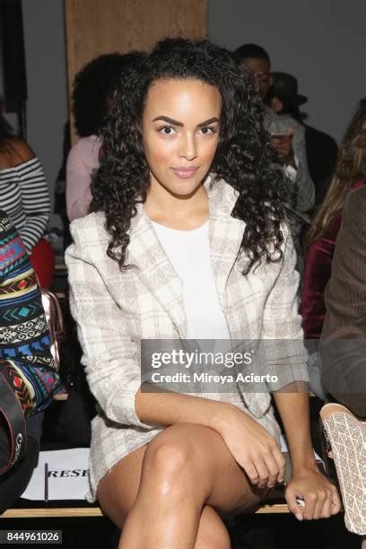 Cosmopolitan Nyfw Photos And Premium High Res Pictures Getty Images