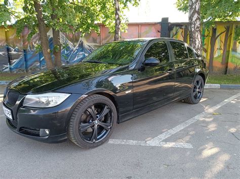 Продам BMW e90 а: 5 800 $ - BMW Бровари на Olx