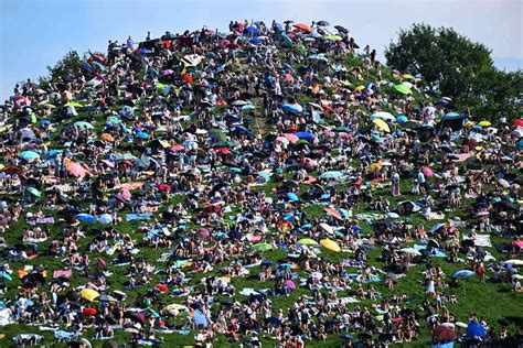 Taylor Swift Is Amazed by Massive Crowds Tailgating at Munich Eras Tour ...