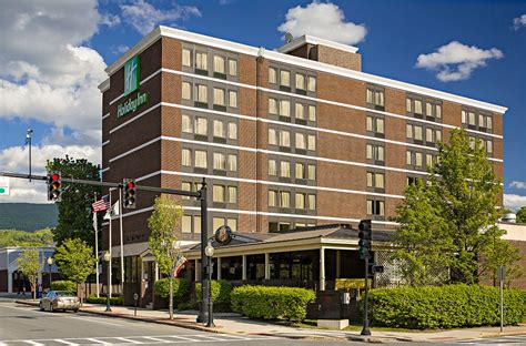 Holiday Inn Berkshires 120 ̶1̶4̶5̶ Updated 2021 Prices And Hotel