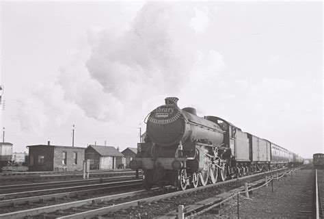 The Transport Library Br British Railways Steam Locomotive 61075 Class Thompson Class B1 5mt 4