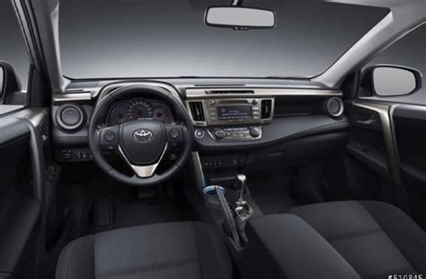 2013 Toyota RAV4 interior