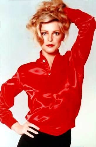 Pin By Solara On Schnellgemerkte Pins Cheryl Ladd Cheryl Fashion