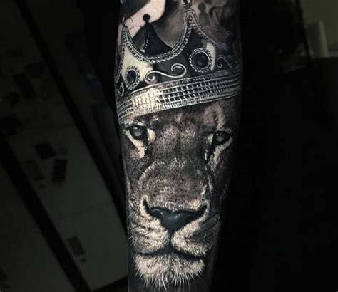 Lion King Tattoo By Chris Showstoppr Post 22223 King Tattoos Lion