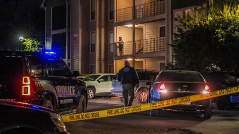 Man Killed In Shooting At Dekalb County Apartments Police