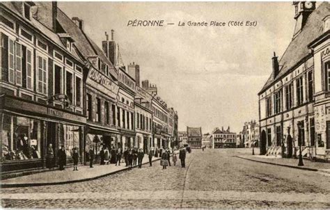 Photos et carte postales anciennes de Péronne Mairie de Péronne et sa