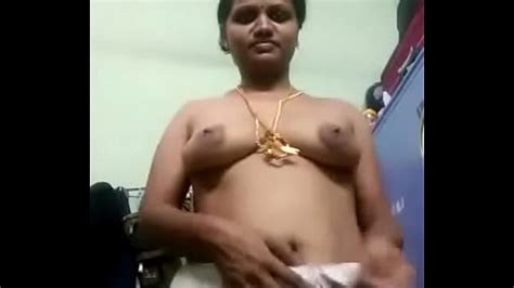 Pushpa Aunty Mulai Kuthiyai Nirvaanamaaga Kaamikiraal Sex Video