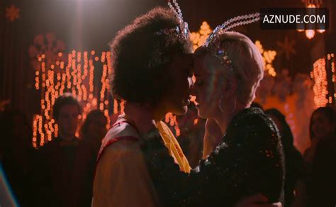 Christina Kartchner Lee Rodriguez Lesbian Scene In Never Have I Ever AZNude