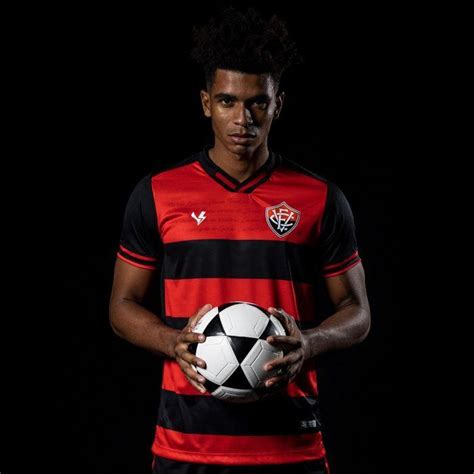 Vit Ria Apresenta Novo Uniforme Para Temporada Veja Detalhes